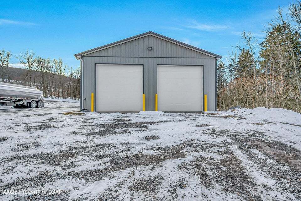 7147 Blue Ridge Trl, Mountain Top, PA à louer Photo principale– Image 1 sur 15