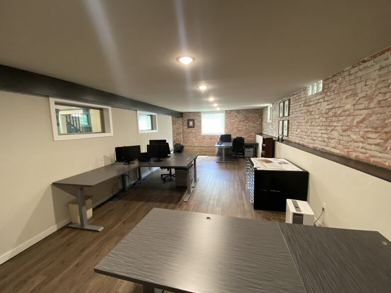 212 W 9th St, Tyler, TX à louer - Photo intérieure – Image 2 sur 7