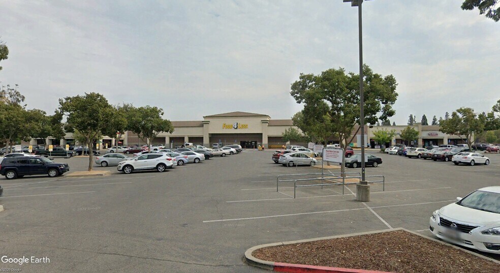 3539-3557 Bradshaw Rd, Sacramento, CA à louer - Photo de l’immeuble – Image 3 sur 3