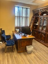 15800-15880 Pines Blvd, Pembroke Pines, FL à louer Photo de l’immeuble– Image 1 sur 4