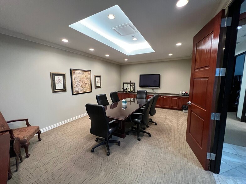 735 Plaza Blvd, Coppell, TX à louer - Photo intérieure – Image 3 sur 13