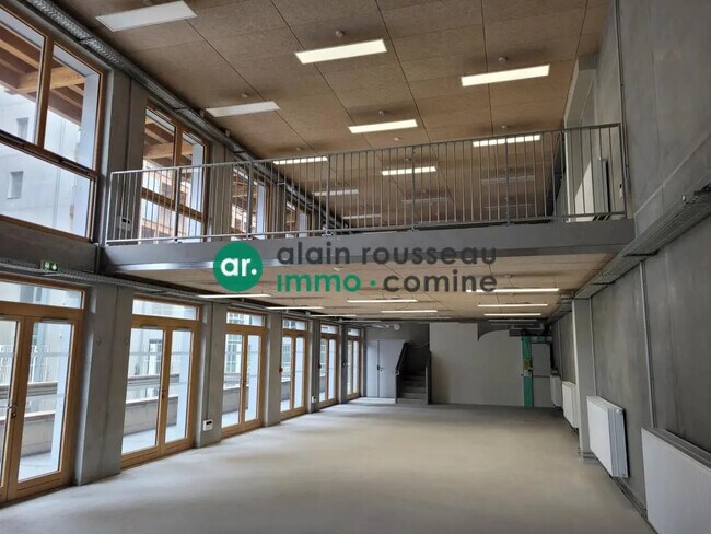 Plus de détails pour Bureau à vendre