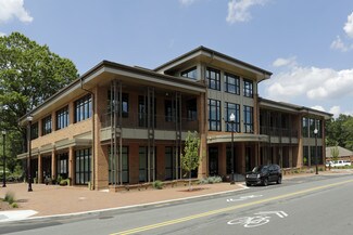 Plus de détails pour 215 E Chatham St, Cary, NC - Bureau à louer