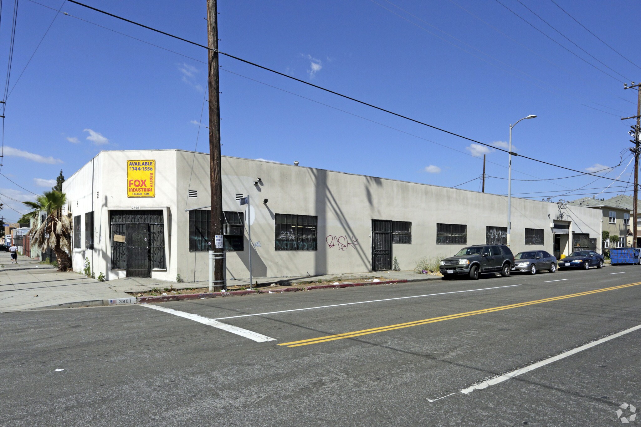 3901 Broadway Pl, Los Angeles, CA à louer Photo principale– Image 1 sur 10
