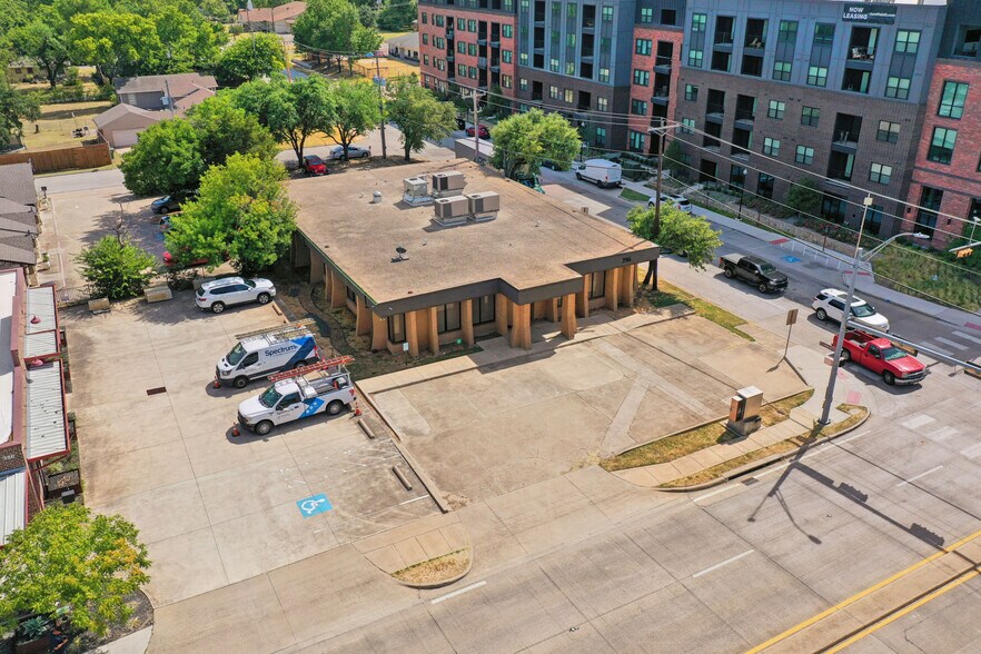 396 W Main St, Lewisville, TX à vendre - Photo de l’immeuble – Image 1 sur 37