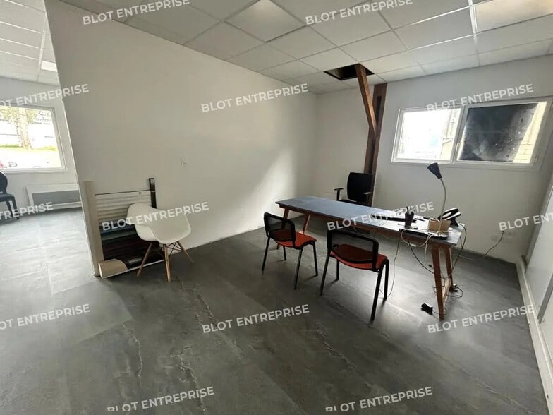 Local d'activités dans Pacé à vendre - Photo intérieure – Image 3 sur 8