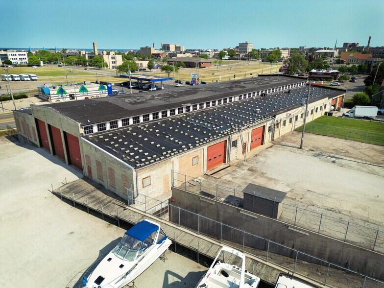 5136 Sheridan Rd, Kenosha, WI à vendre - Photo de l’immeuble – Image 2 sur 8