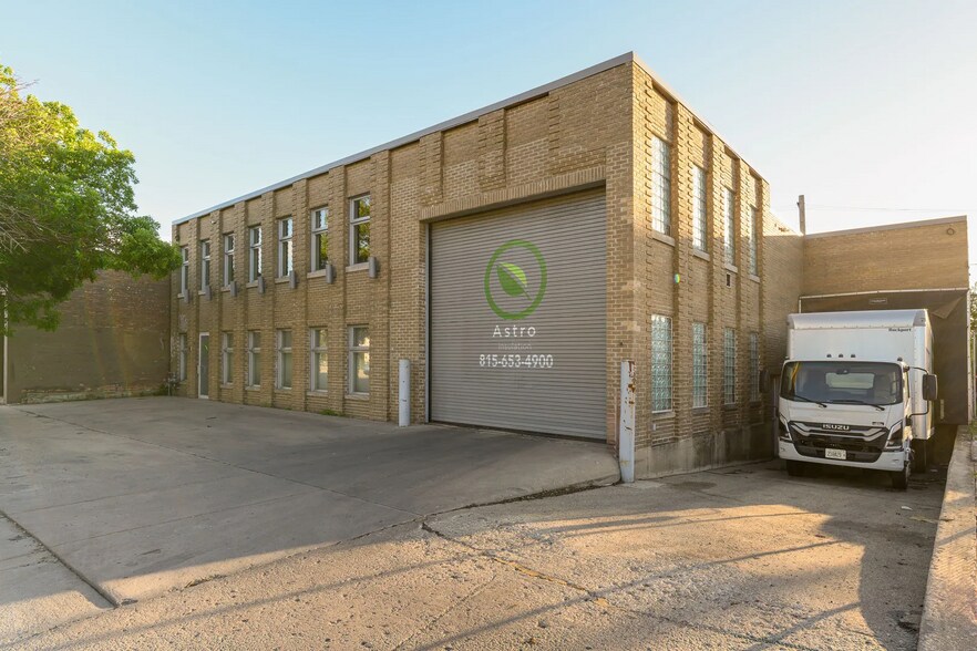 242 N Western Ave, Chicago, IL à vendre - Photo de l’immeuble – Image 2 sur 19