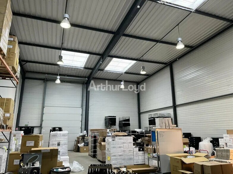 Local d’activités dans Reims à louer - Photo intérieure – Image 3 sur 6