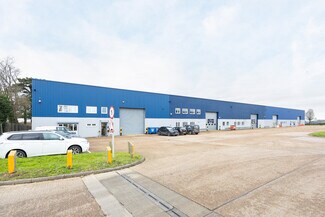 Plus de détails pour Charlwood Rd, Lowfield Heath - Industriel/Logistique à louer