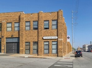 2116 Leavenworth St, Omaha, NE à louer Photo de l’immeuble– Image 1 sur 6