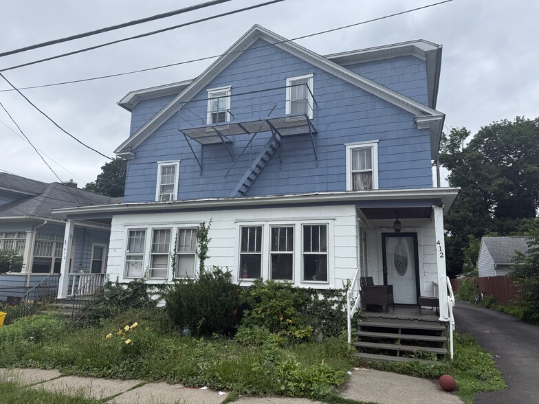 412 Adams Ave, Endicott, NY à vendre - Photo principale – Image 1 sur 38