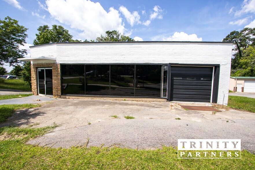 3619 N Main St, Columbia, SC à louer - Photo de l’immeuble – Image 2 sur 12