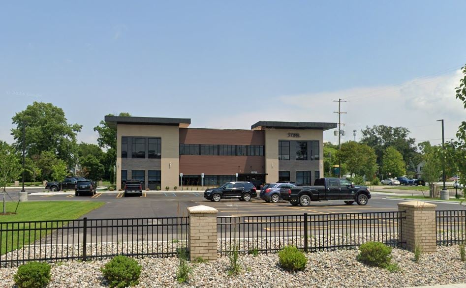 415 Rodd St, Midland, MI à louer - Photo de l’immeuble – Image 2 sur 7
