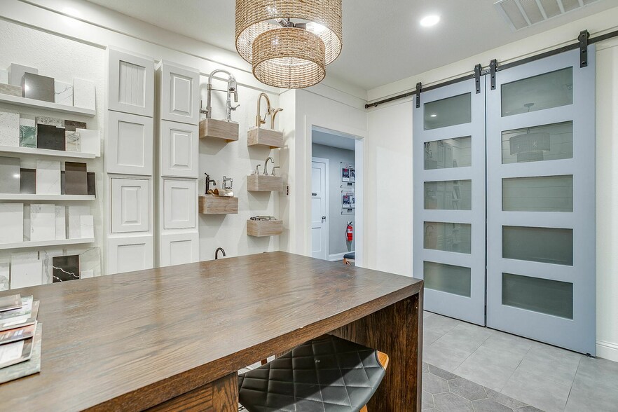 5148 Vickery Loop E, Benbrook, TX à vendre - Photo intérieure – Image 3 sur 11