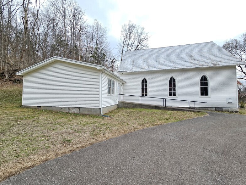 1124 Leach rd, Cumberland Furnace, TN à vendre - Photo de l’immeuble – Image 2 sur 18