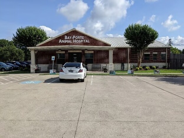 10105 W Fairmont Pky, La Porte, TX à vendre - Photo de l’immeuble – Image 3 sur 5