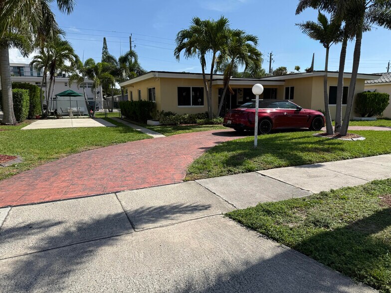 1743 Rodman St, Hollywood, FL à vendre - Photo de l’immeuble – Image 2 sur 12