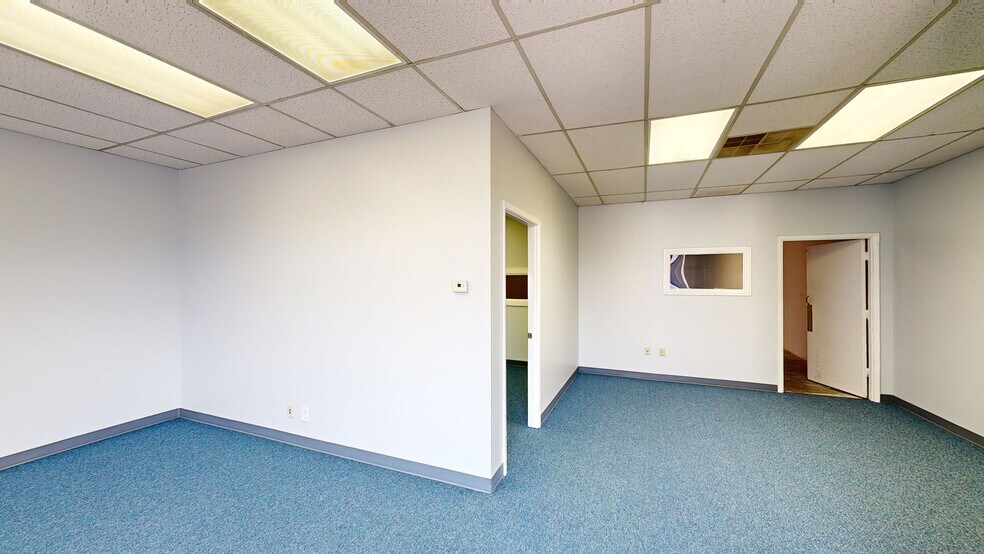1225 W College Ave, Carrollton, TX à louer - Numérisation 3D Matterport – Image 2 sur 16