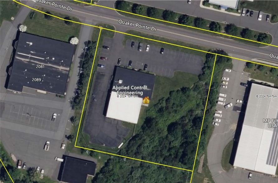 2075 Quaker Pointe Dr, Quakertown, PA à louer - Aérien – Image 2 sur 9