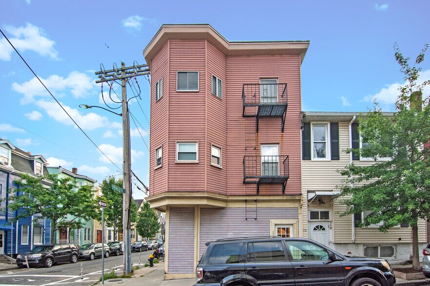 116 Brooks St, Boston, MA à vendre - Photo de l’immeuble – Image 2 sur 12