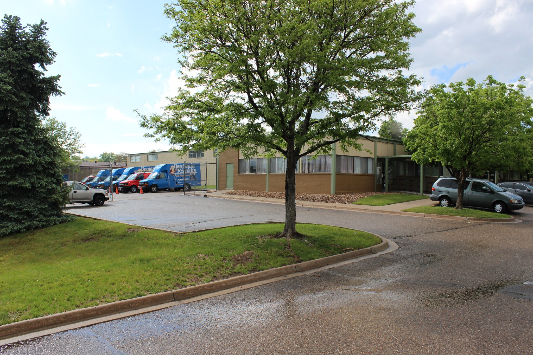 1729 S Wadsworth Blvd, Lakewood, CO à louer Photo de l’immeuble– Image 1 sur 12