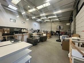 Local d’activités dans Saint-Quentin-Fallavier à louer Photo intérieure– Image 2 sur 7