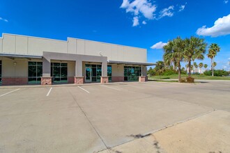5000 W Military Hwy, McAllen, TX à louer Photo de l’immeuble– Image 1 sur 1