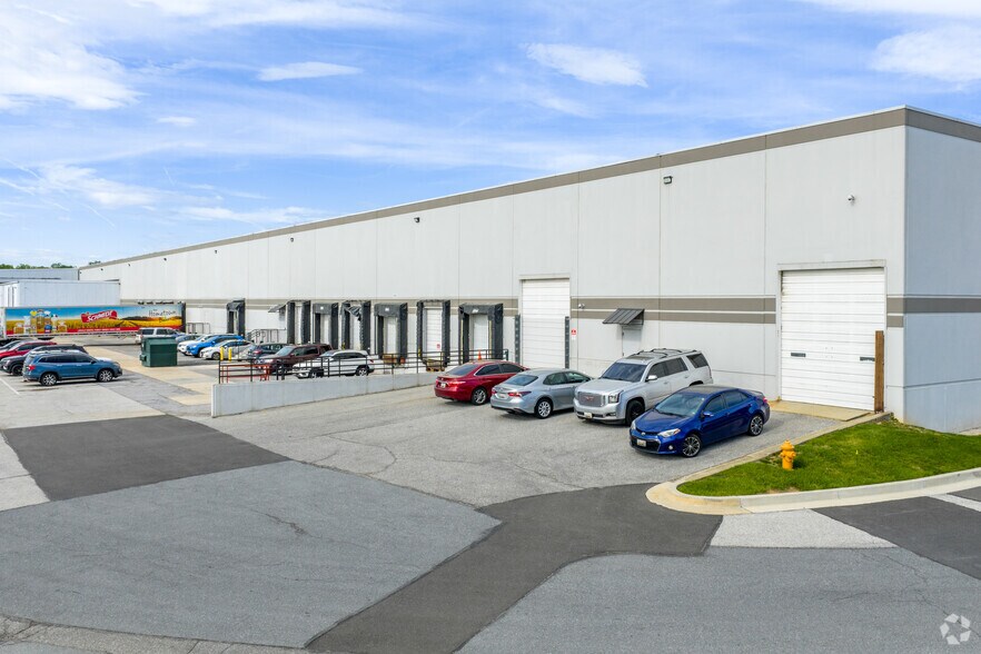 8200 Preston Ct, Jessup, MD à louer - Photo de l’immeuble – Image 2 sur 4