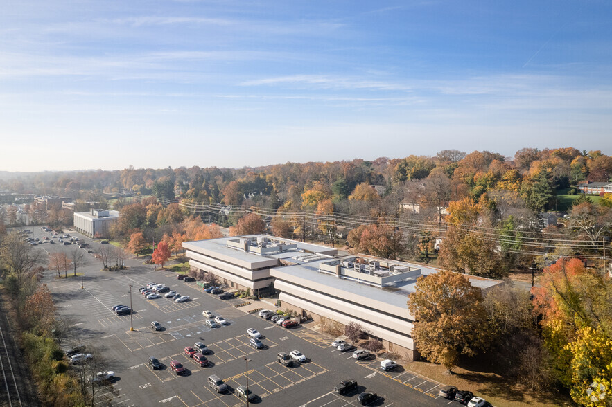 700 Kinderkamack Rd, Oradell, NJ à louer - Aérien – Image 2 sur 12