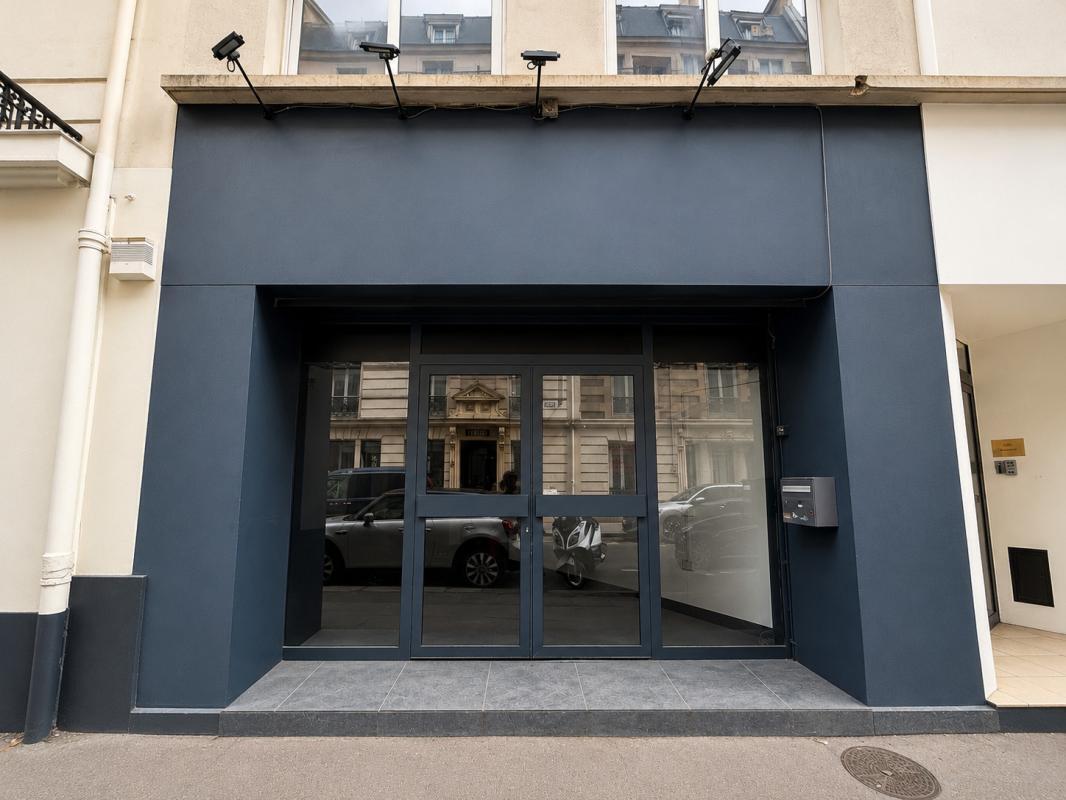 Rue Du Débarcadère, Paris à louer Photo de l’immeuble– Image 1 sur 9