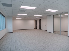 18301 Von Karman Ave, Irvine, CA à louer Photo intérieure– Image 2 sur 5