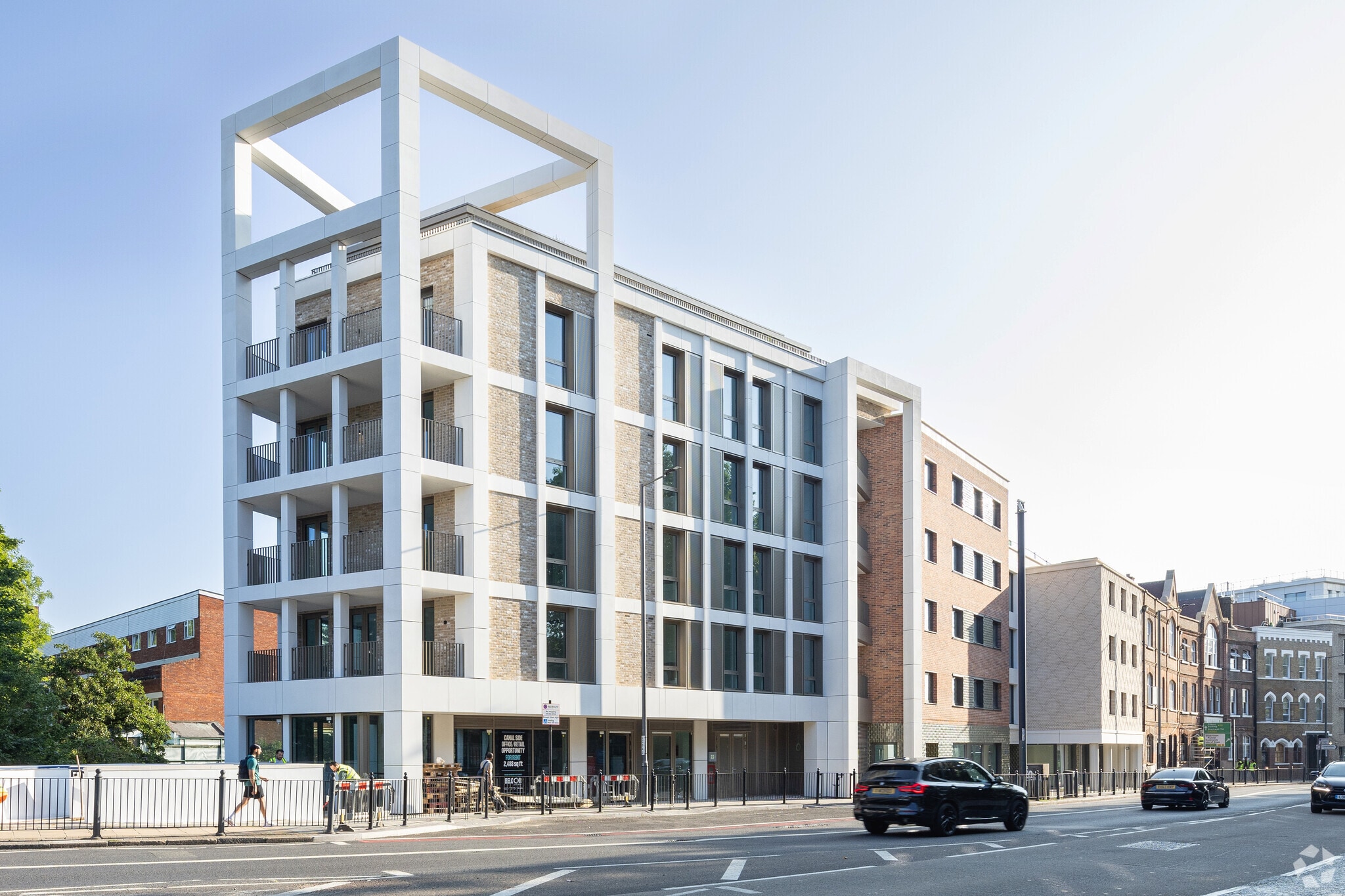 767 Commercial Road, Londres à louer Photo principale– Image 1 sur 4