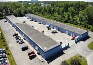 Plus de détails pour 300-330 Detroit Ave, Monroe, MI - Local d'activités, Industriel/Logistique à louer