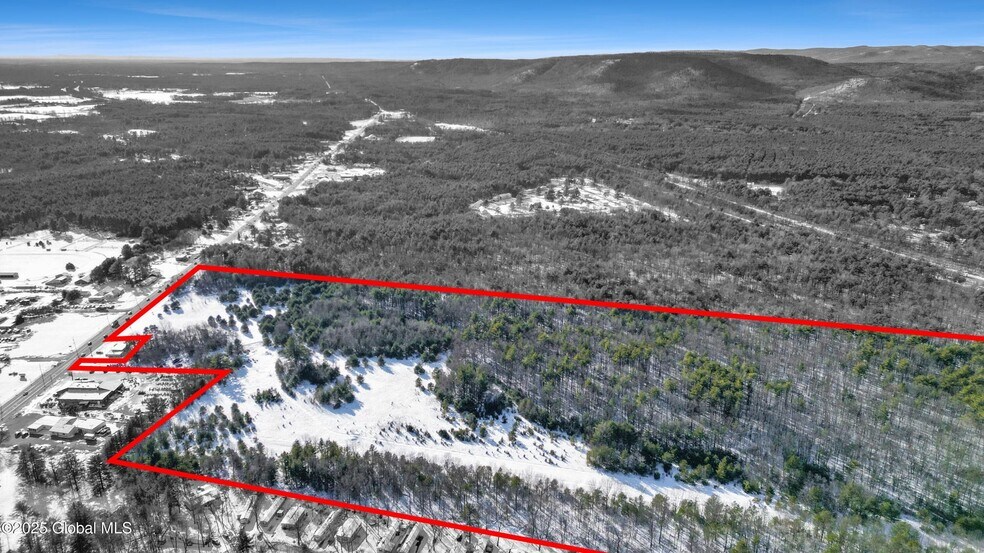 1349-1367 Route 9, Fort Edward, NY à vendre - Photo de l’immeuble – Image 3 sur 5