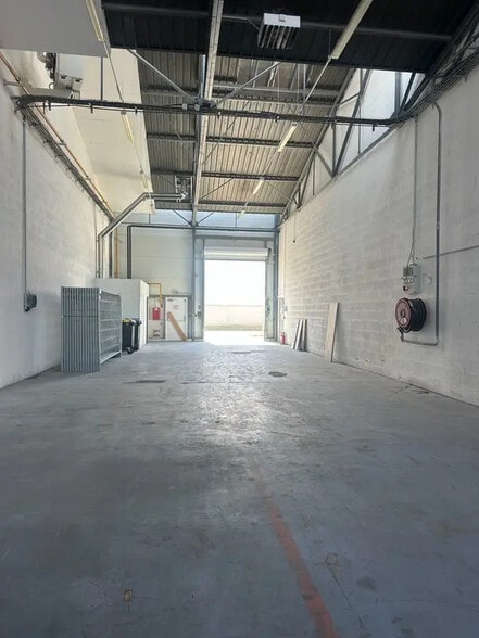 Industriel/Logistique dans Périgny à louer - Photo de l’immeuble – Image 1 sur 4