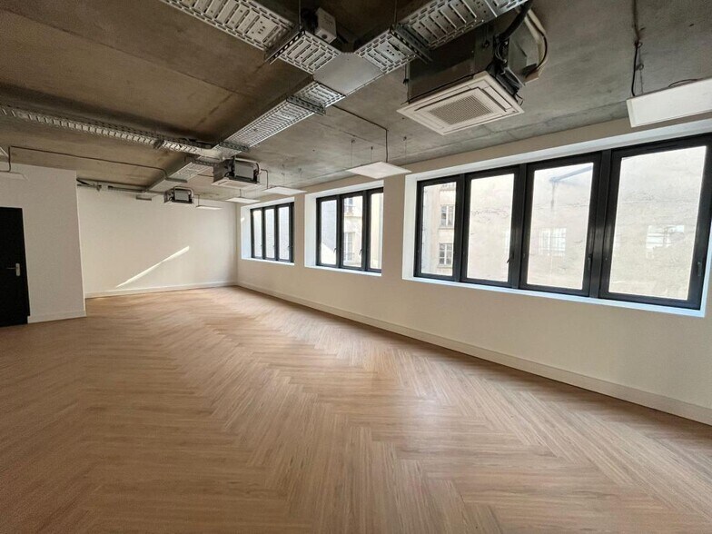 18 Rue D'Hauteville, Paris à louer - Photo intérieure – Image 1 sur 18