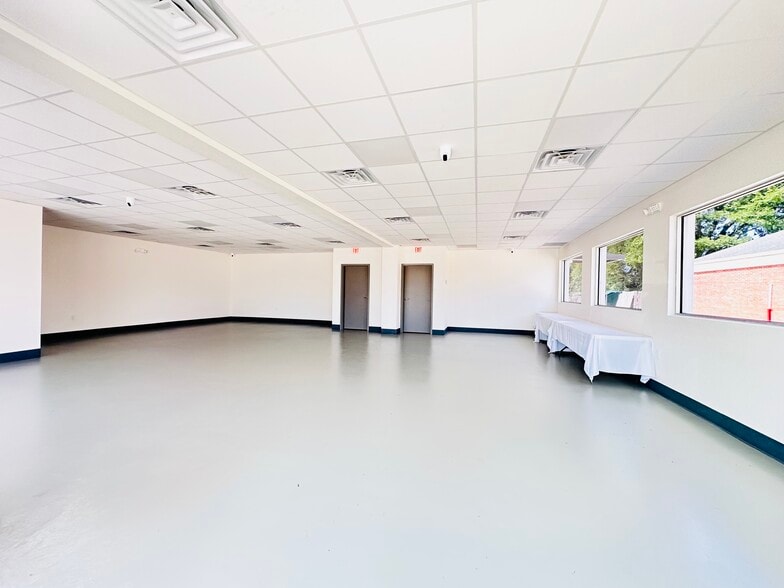 11777 Coursey Blvd, Baton Rouge, LA à louer - Photo intérieure – Image 2 sur 18