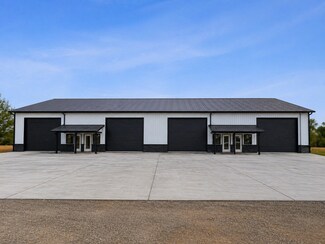 Plus de détails pour 404 S 21st St, Indianola, IA - Industriel/Logistique à vendre
