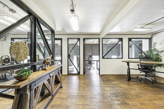 115 S Kentucky St, McKinney, TX à louer Photo intérieure– Image 1 sur 13