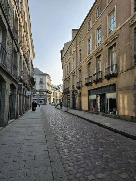 Bureau dans Rennes à vendre - Photo de l’immeuble – Image 1 sur 6