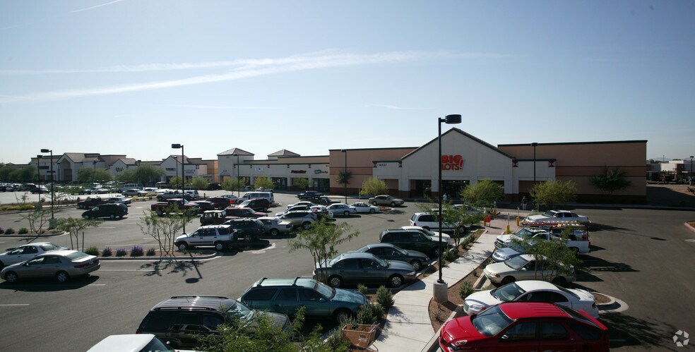18795 N Reems Rd, Surprise, AZ à louer - Photo de l’immeuble – Image 2 sur 19