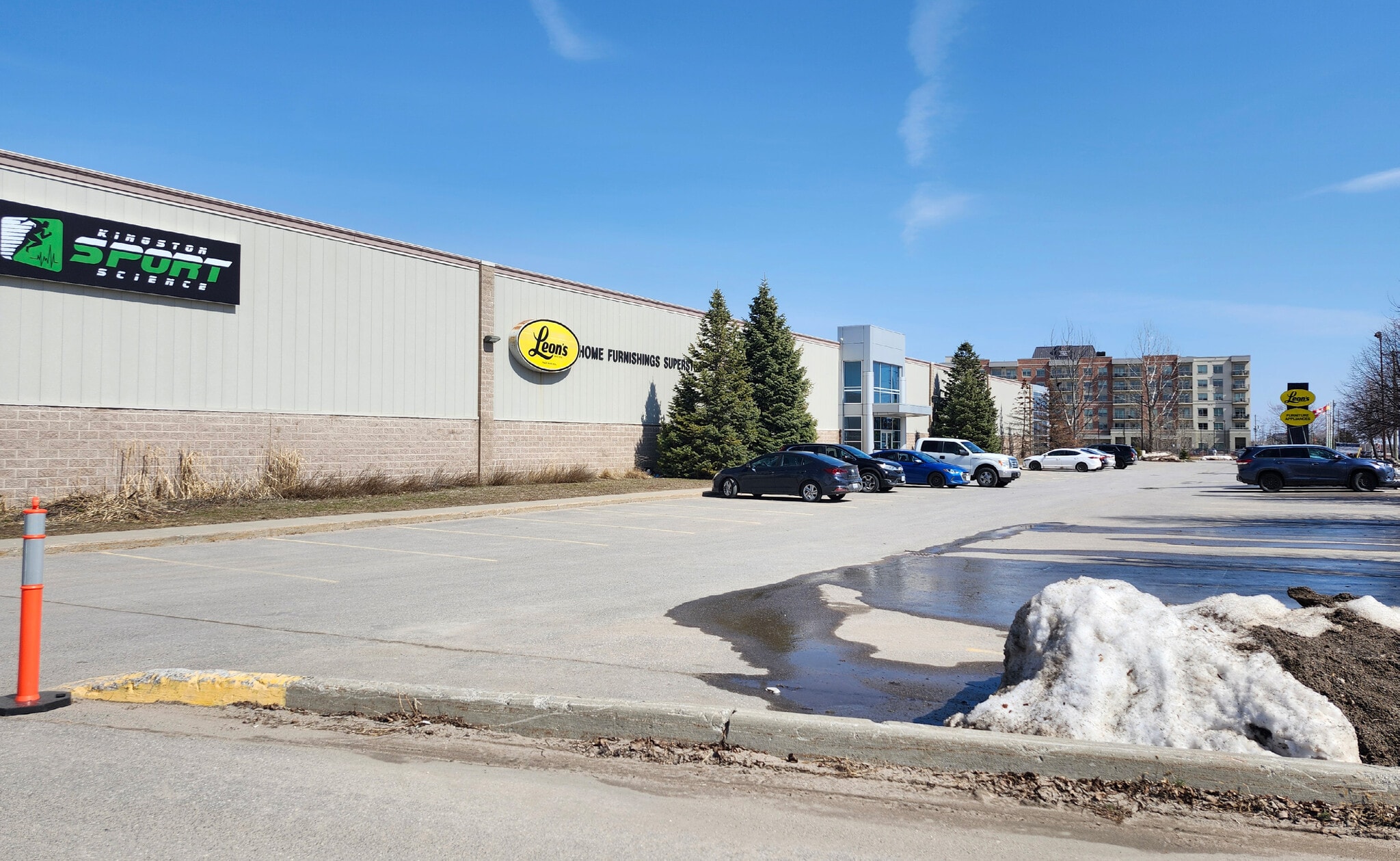 2730 Princess St, Kingston, ON à vendre Photo de l’immeuble– Image 1 sur 7