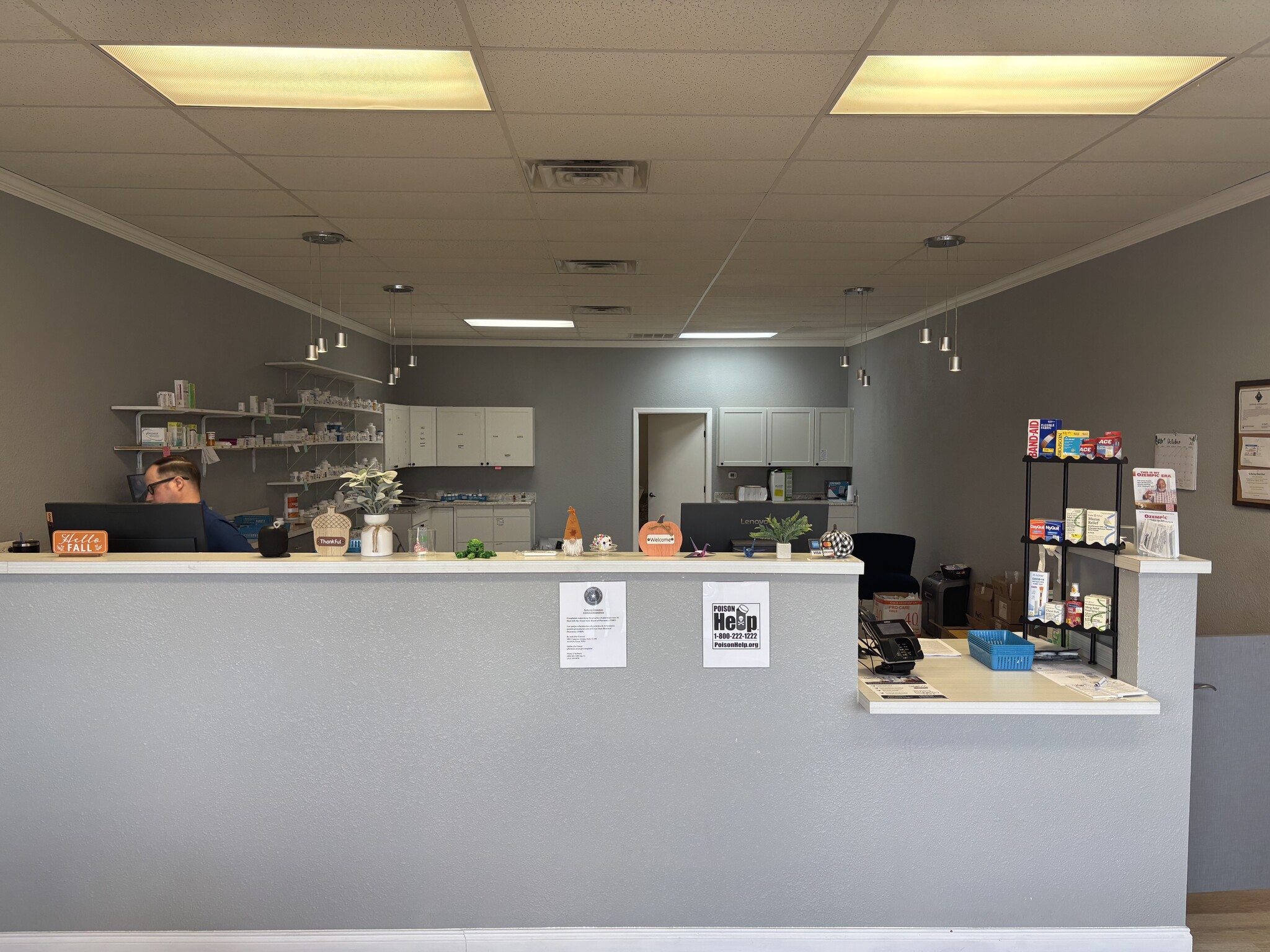 1312 E Common St, New Braunfels, TX à louer Photo intérieure– Image 1 sur 6