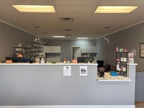 1312 E Common St, New Braunfels, TX à louer Photo intérieure– Image 1 sur 6