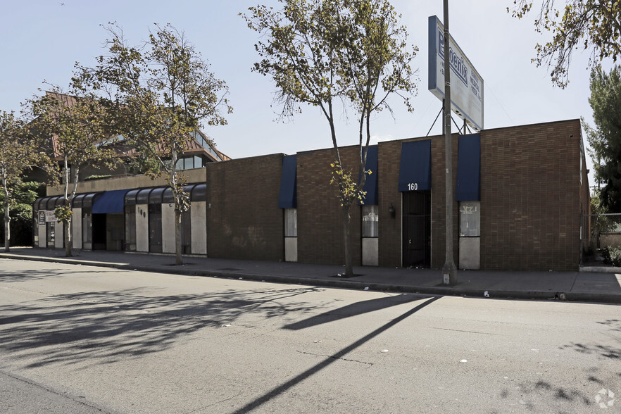 160 E Holt Ave, Pomona, CA à louer - Photo de l’immeuble – Image 2 sur 17
