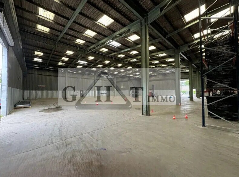 Bureau dans Viry-Châtillon à louer - Photo intérieure – Image 3 sur 5