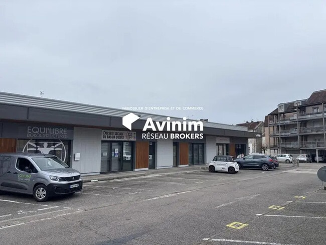 Plus de détails pour Local commercial à vendre