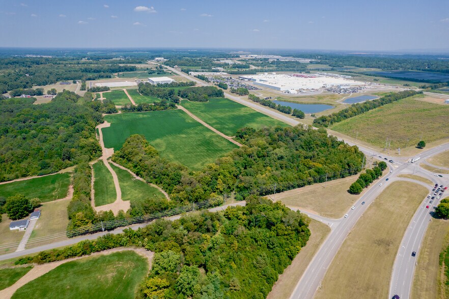 72 Acres Pulaski Pike, Huntsville, AL à vendre - Aérien – Image 1 sur 8