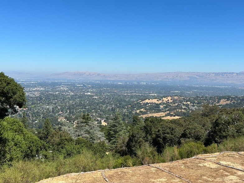 16227 Maya Way, Los Gatos, CA à vendre - Photo de l’immeuble – Image 2 sur 31